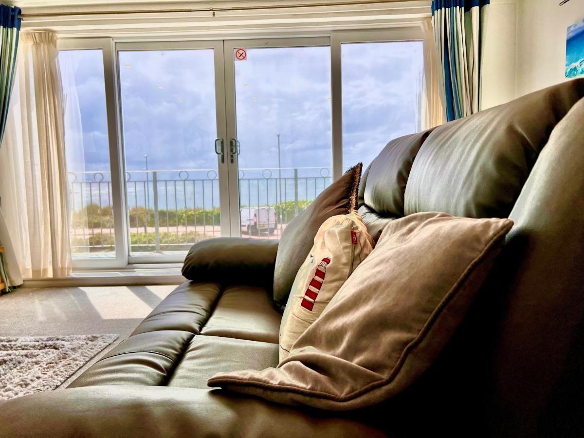 Stunning Beach Front House - Sleeps 6 Pwllheli Εξωτερικό φωτογραφία